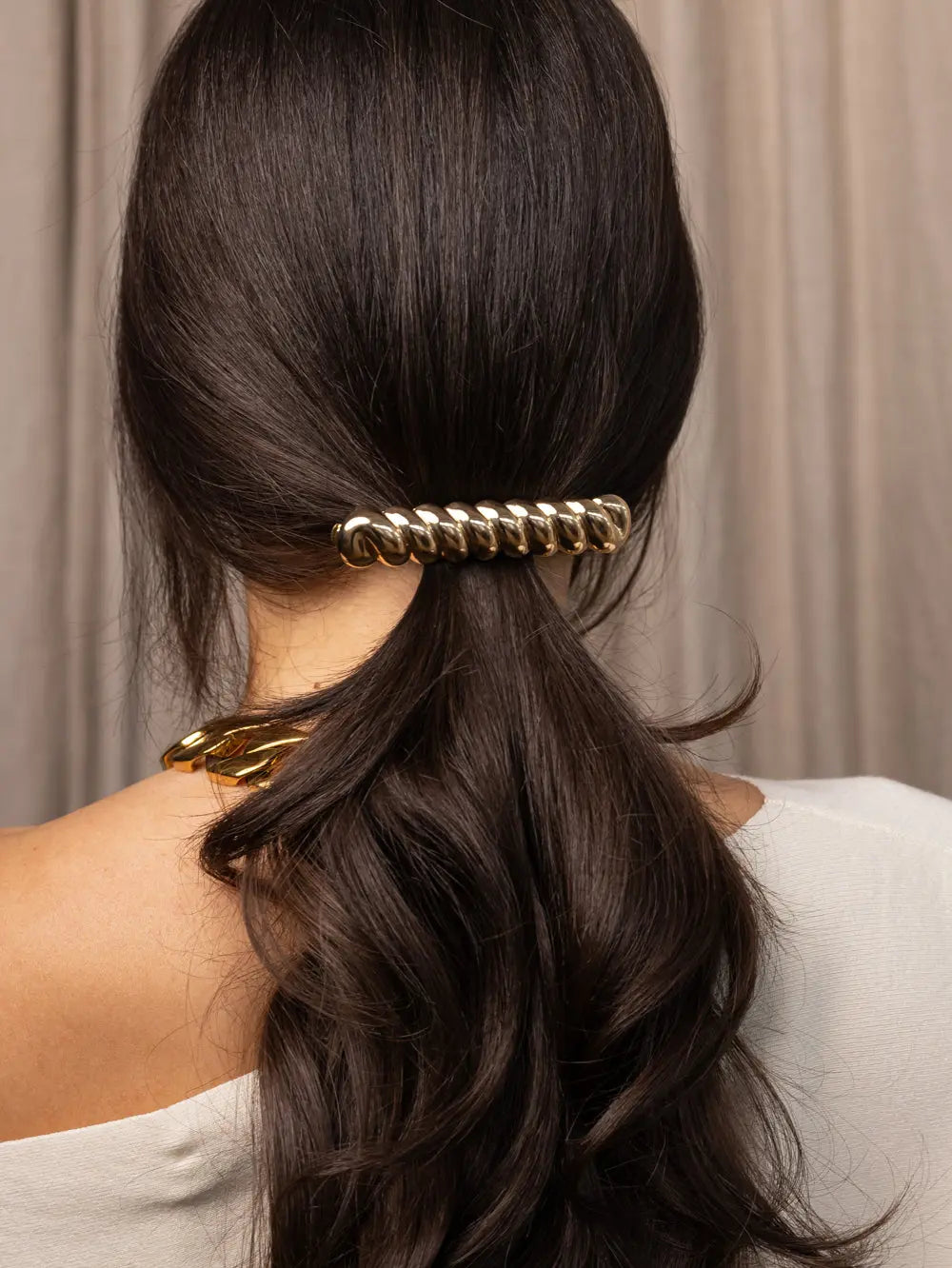 Gold Twisted Hair Clip Anisa Sojka