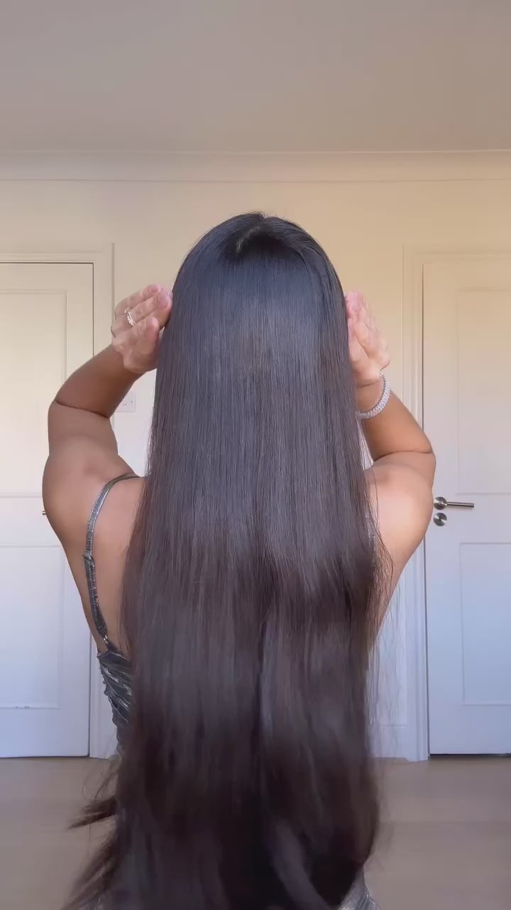 Anisa Sojka Silver Twisted Metal Hair Claw Clip Hairstyle Tutorial