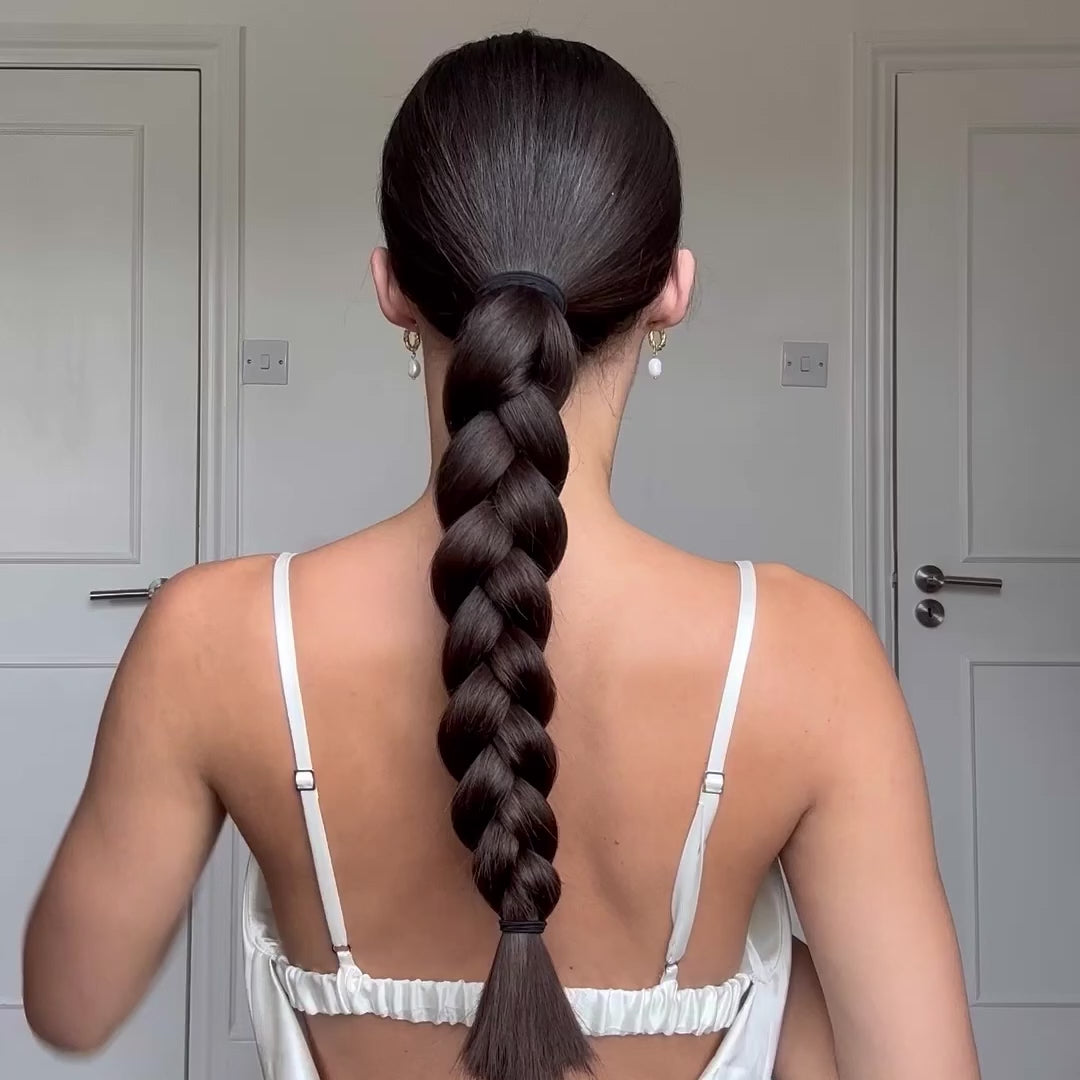 Anisa Sojka Ivory Oversized Bow Hair Clip