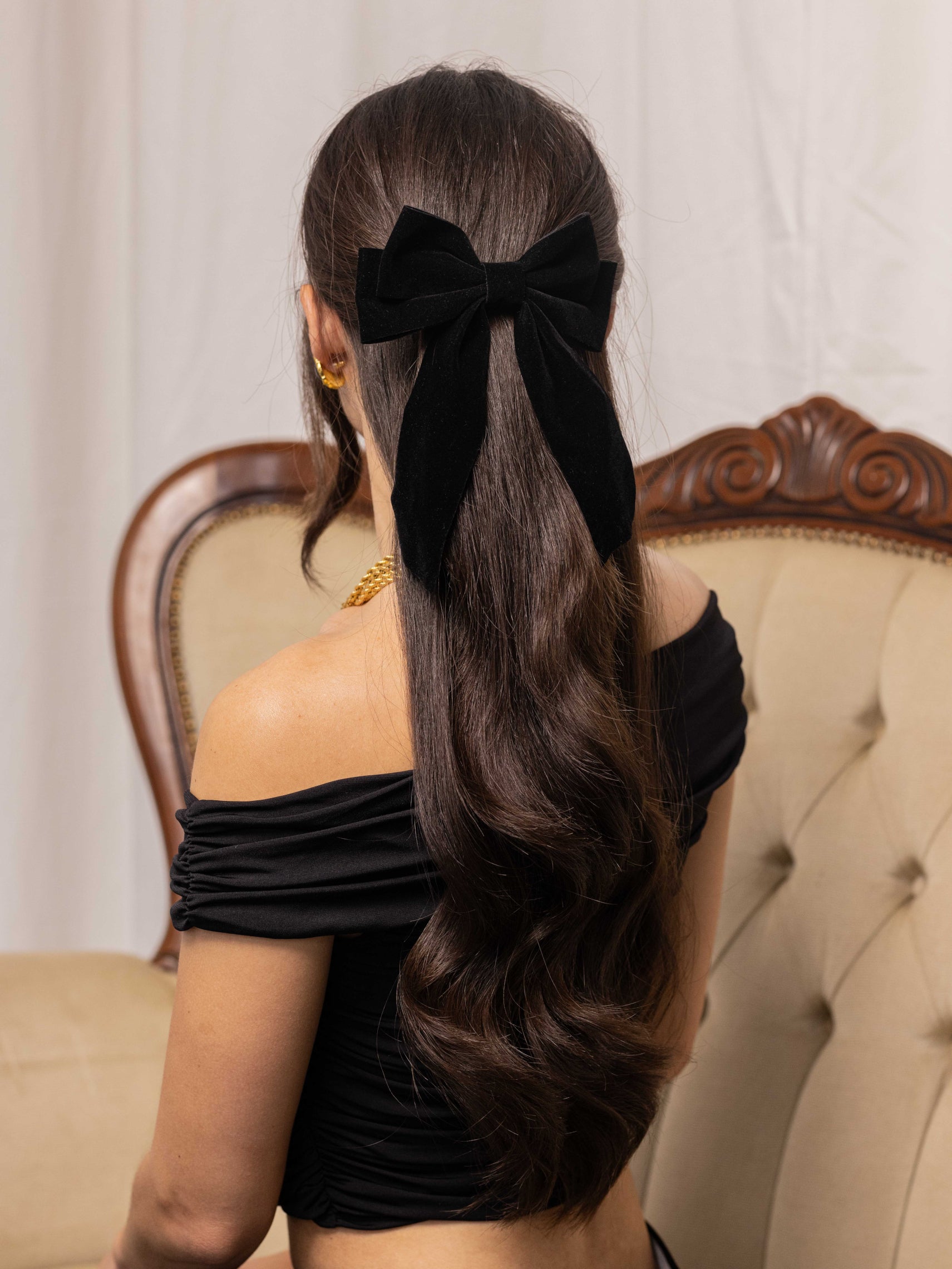 Anisa Sojka Black Velvet Bow Hair Clip