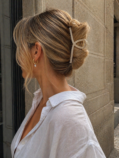 Pearl Metal Hair Claw Clip Anisa Sojka