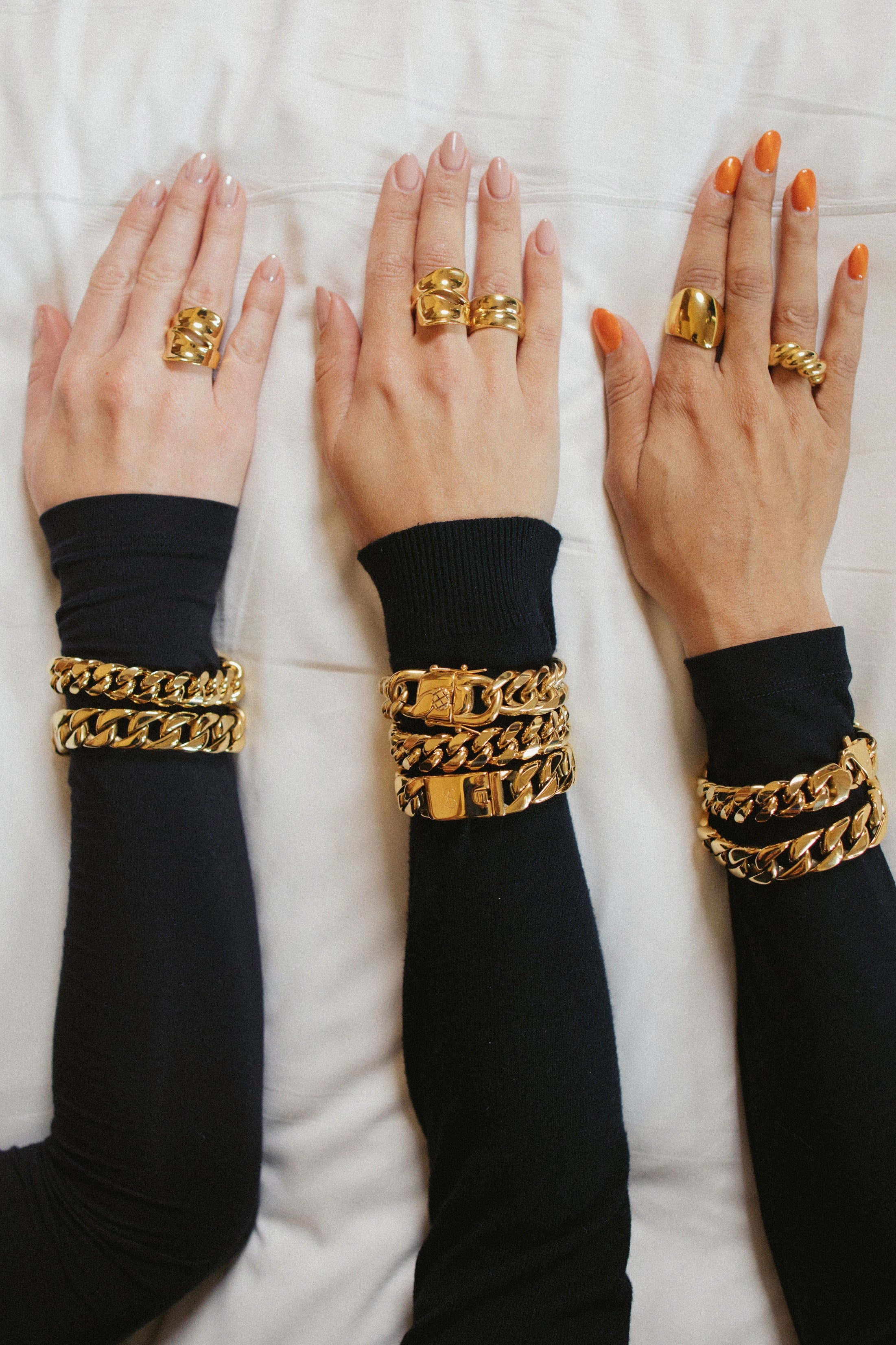 Anisa Sojka Gold Chunky Chain Link Bracelet